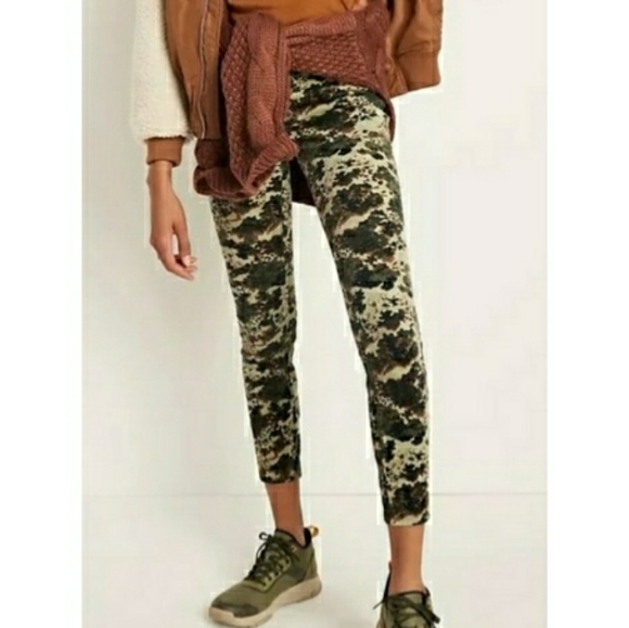 Anthropologie Pants - ▪︎Anthro▪︎Pilcro High-Rise Corduroy Pants
